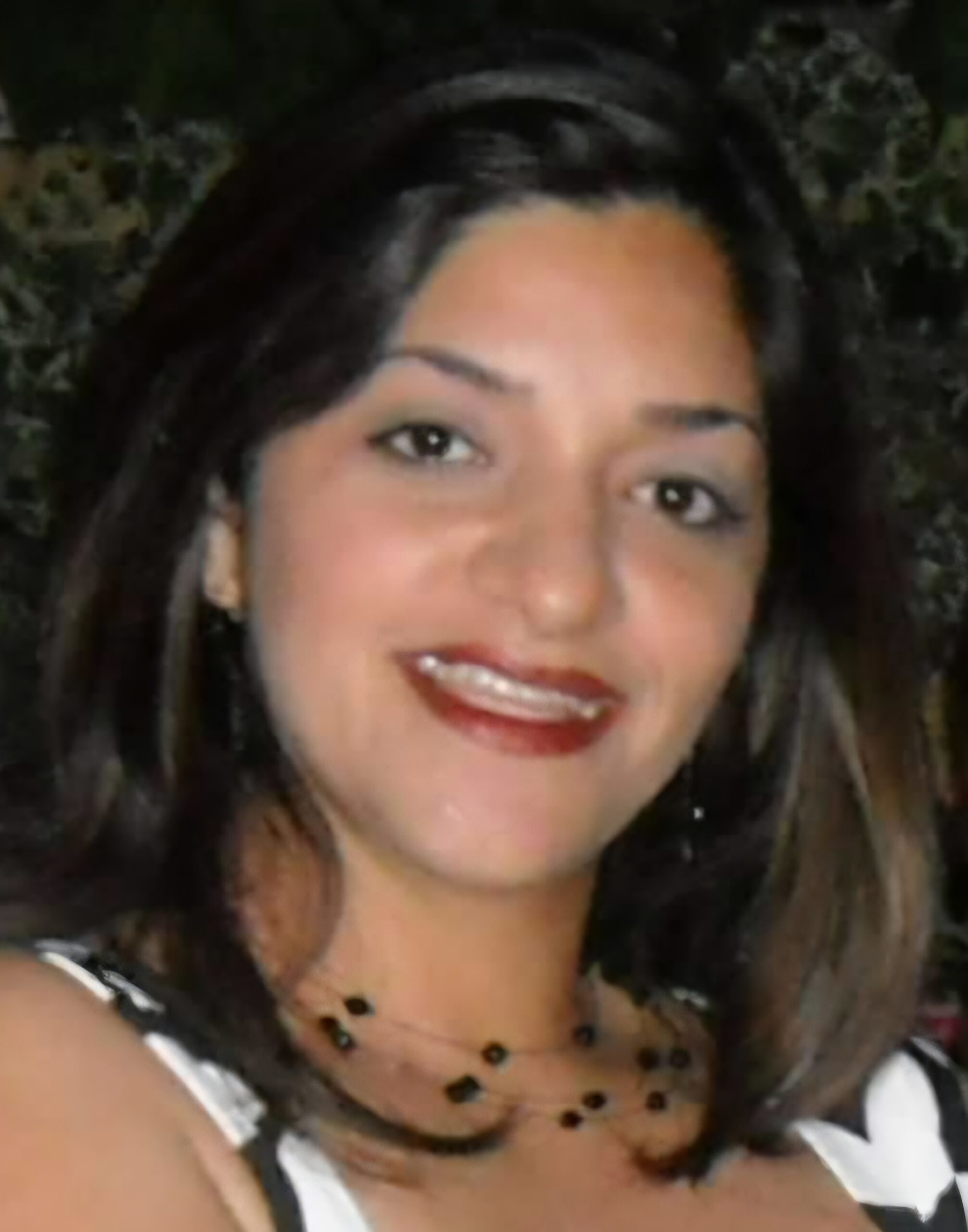Raheleh Esfandiari, MD
